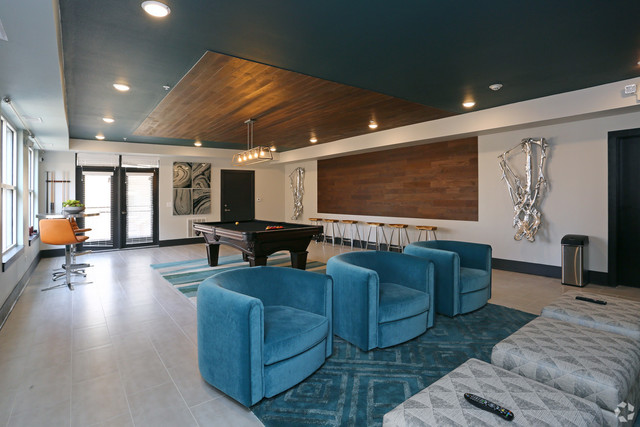 700 East Algonquin Road, Unit 2412 Schaumburg, IL 60173 - Photo 13 of 23