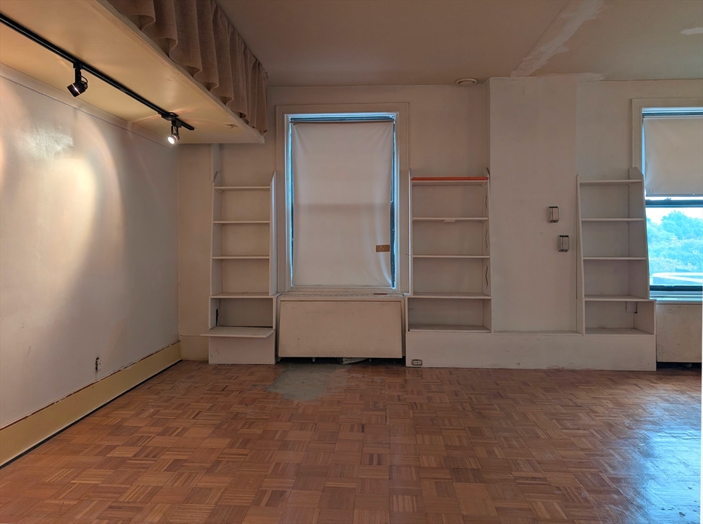 140 Chestnut Street, Unit 819 Springfield, MA 01103 - Photo 5 of 9