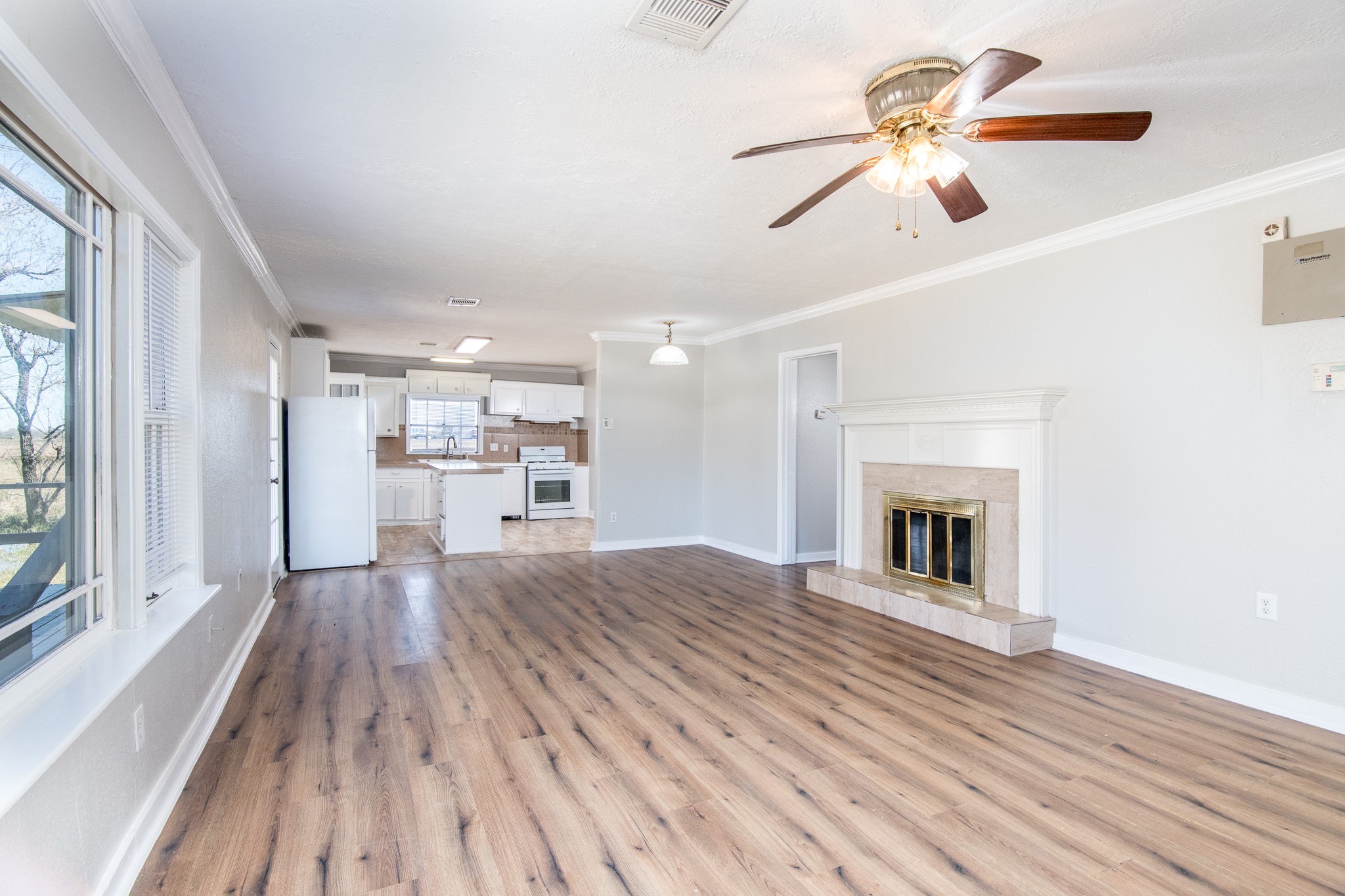 1007 East Main Street Tomball, TX 77375 - Photo 16 of 28