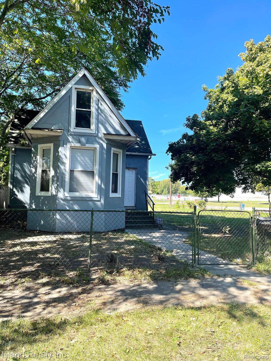 152 Goodell Street River Rouge, MI 48218 - Photo 1 of 9 Gallery Image 1