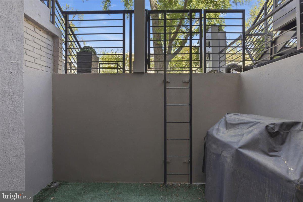 1168 Abbey Place Northeast Washington, DC 20002 - Photo 41 of 49 Unit 1 - 2 BR | 2.5 BA