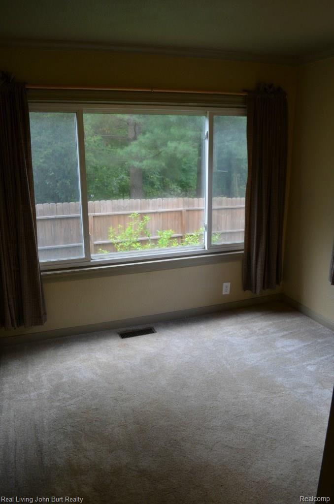 495 Coats Road Lake Orion, MI 48362 - Photo 15 of 30 DSC_0095.jpg