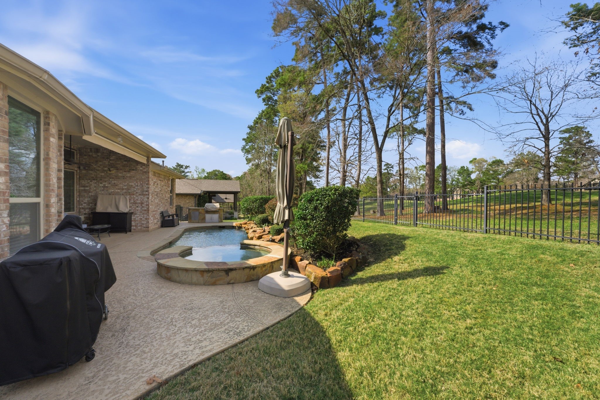 1638 Beau Rivage Conroe, TX 77304 - Photo 28 of 31