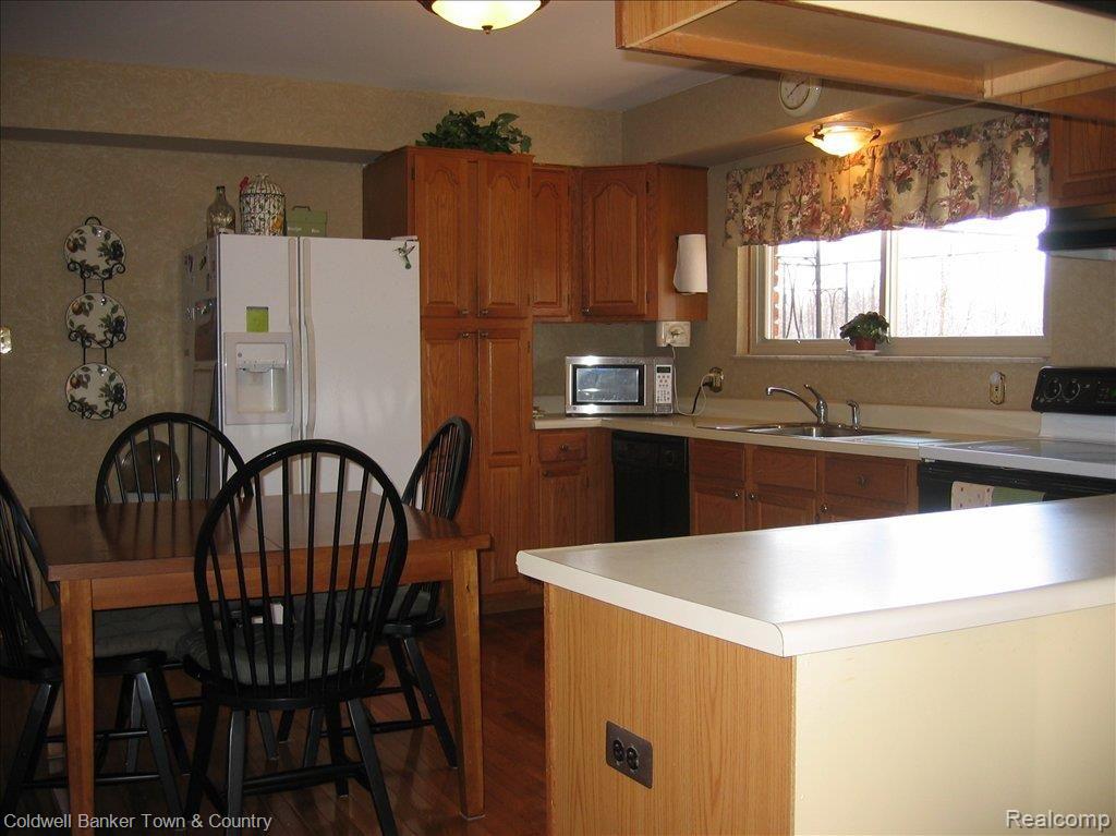 20991 Napier Road Northville, MI 48167 - Photo 12 of 25 IMG_1607