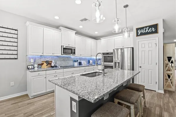$625,000 | 18090 Romanesque Court, Spring Hill, FL 34610