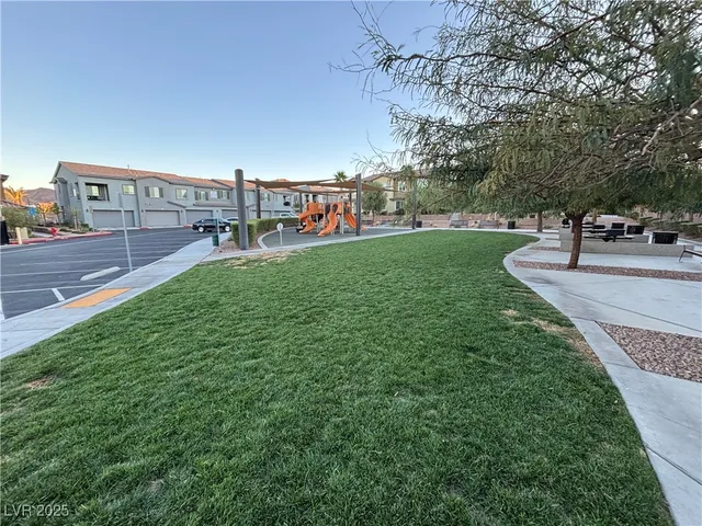 $1,675 | 965 Nevada State Drive, Unit 40101, Henderson, NV 89002