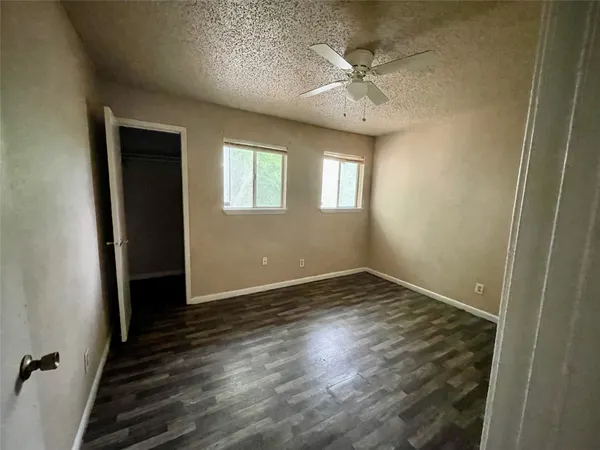 $950 | 702 Hargest Street, Unit 5, Prairie View, TX 77445