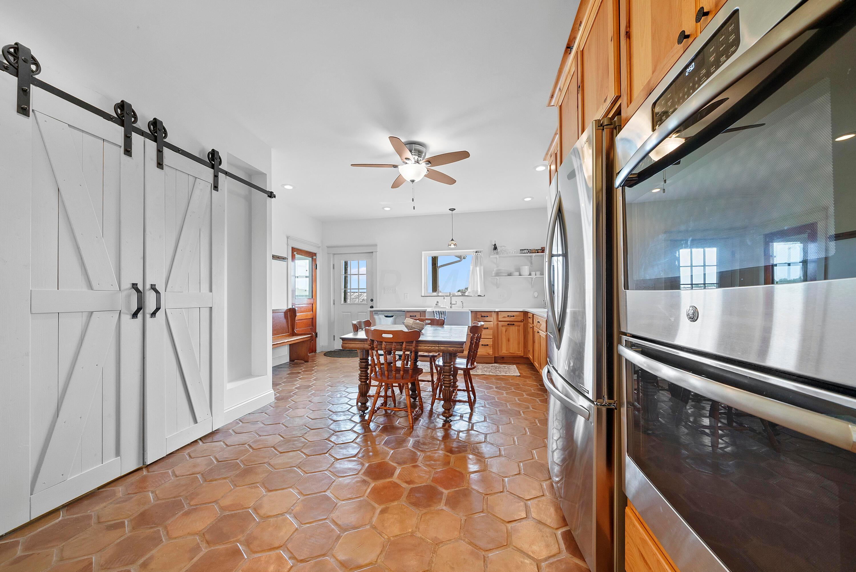 3006 Weaver Road Mount Vernon, OH 43050 - Photo 12 of 51 DSC06612