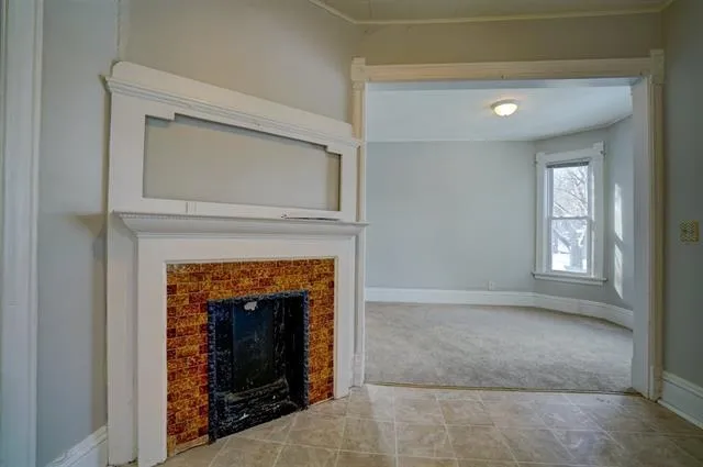 $2,175 | 1239 East Johnson Street, Madison, WI 53703