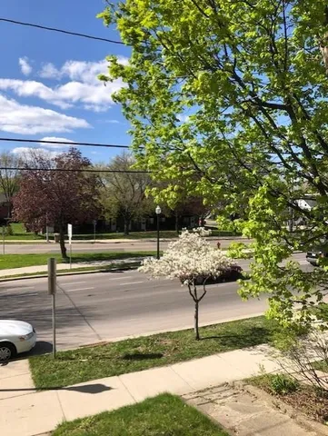 $2,175 | 1239 East Johnson Street, Madison, WI 53703