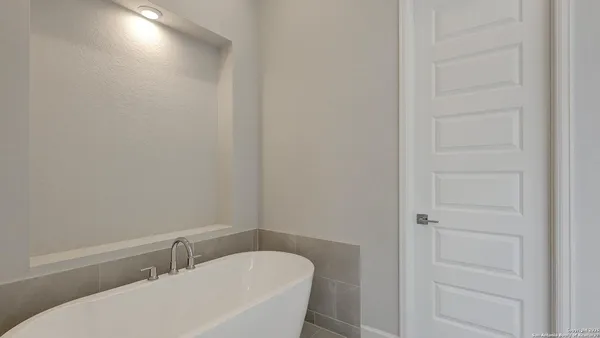 $549,900 | 175 Hillside Park, San Antonio, TX 78253