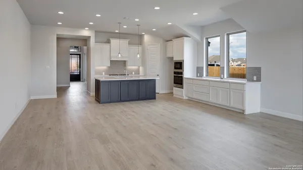 $549,900 | 175 Hillside Park, San Antonio, TX 78253