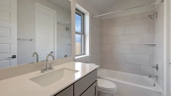 $549,900 | 175 Hillside Park, San Antonio, TX 78253