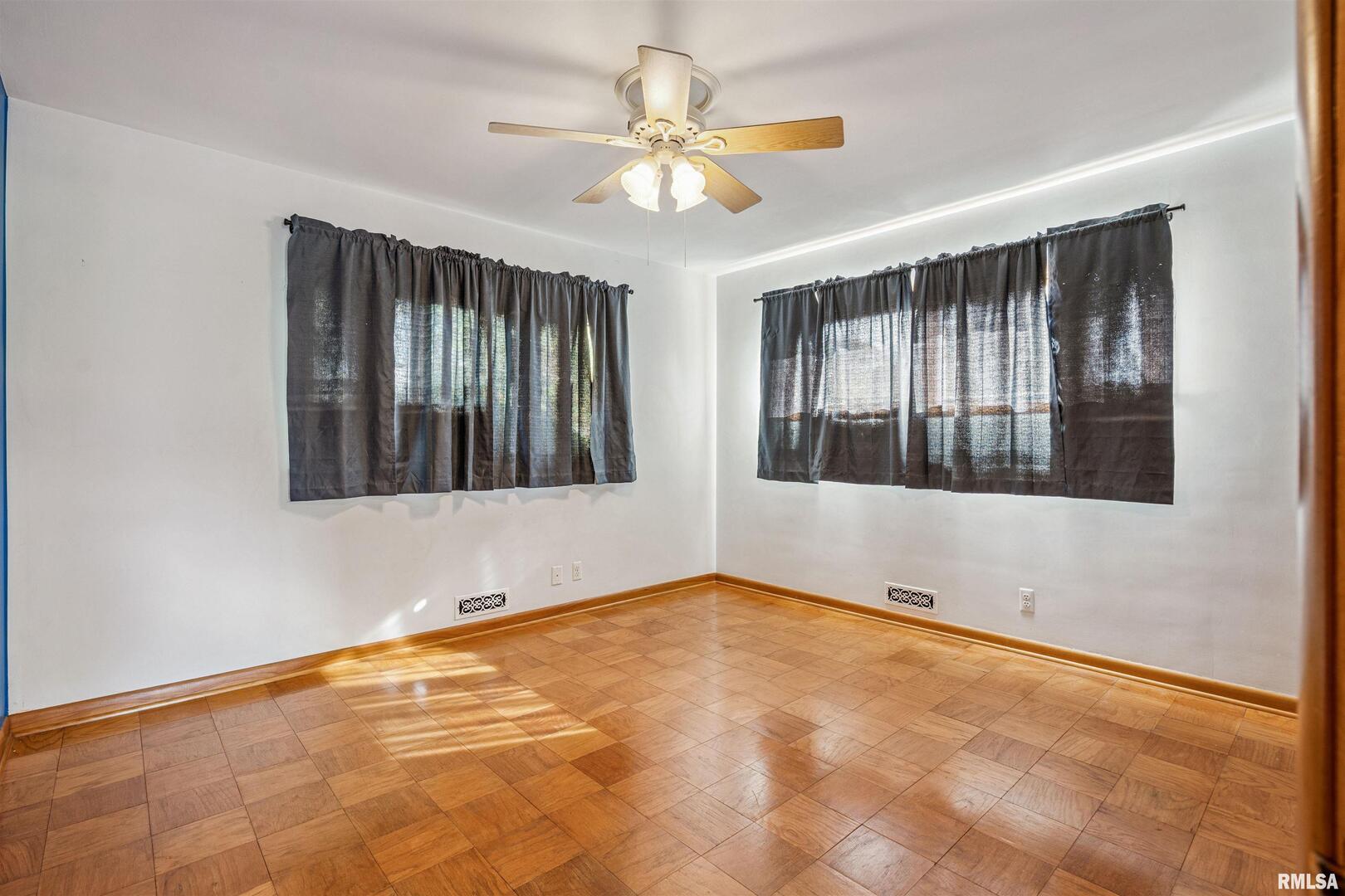 4132 Rodeo Road Davenport, IA 52806 - Photo 12 of 25