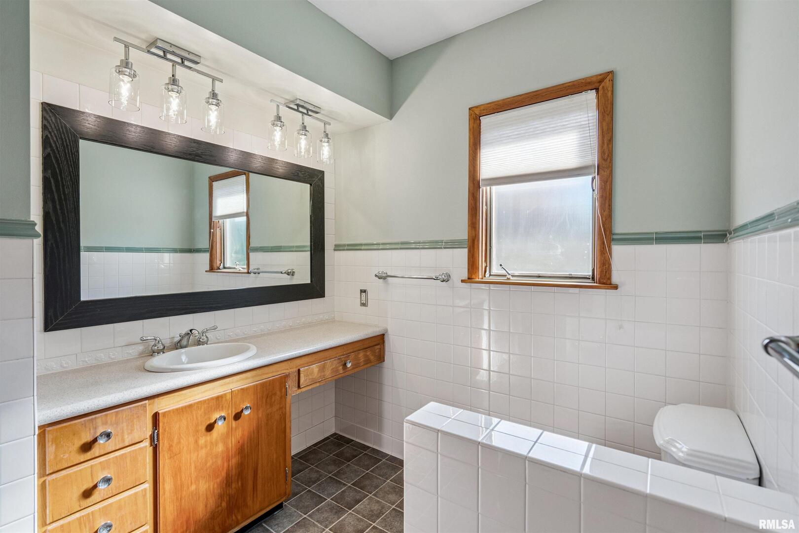 4132 Rodeo Road Davenport, IA 52806 - Photo 15 of 25