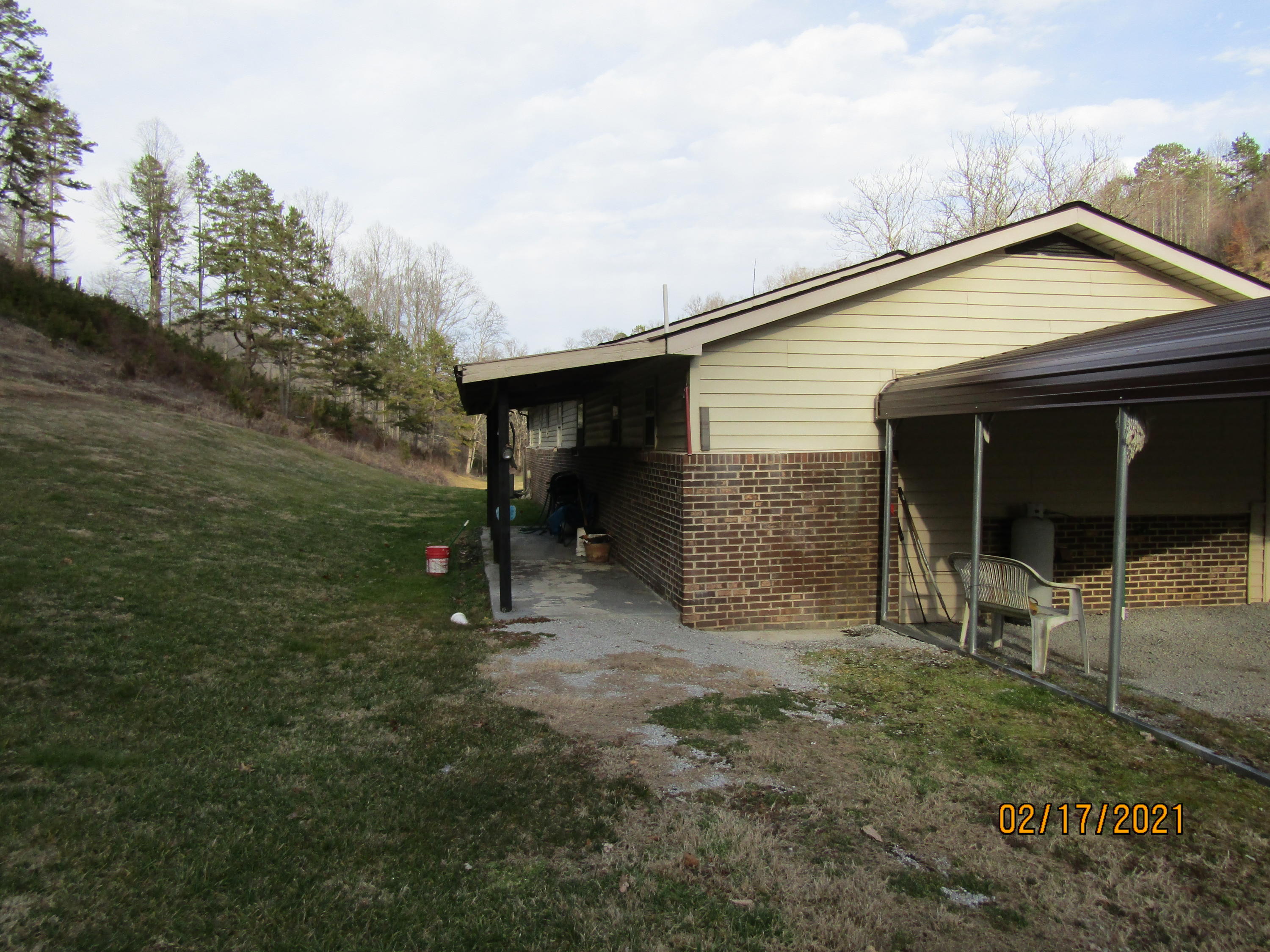 2189 Little Valley Road Tazewell, TN 37879 - Photo 16 of 21 IMG_1911