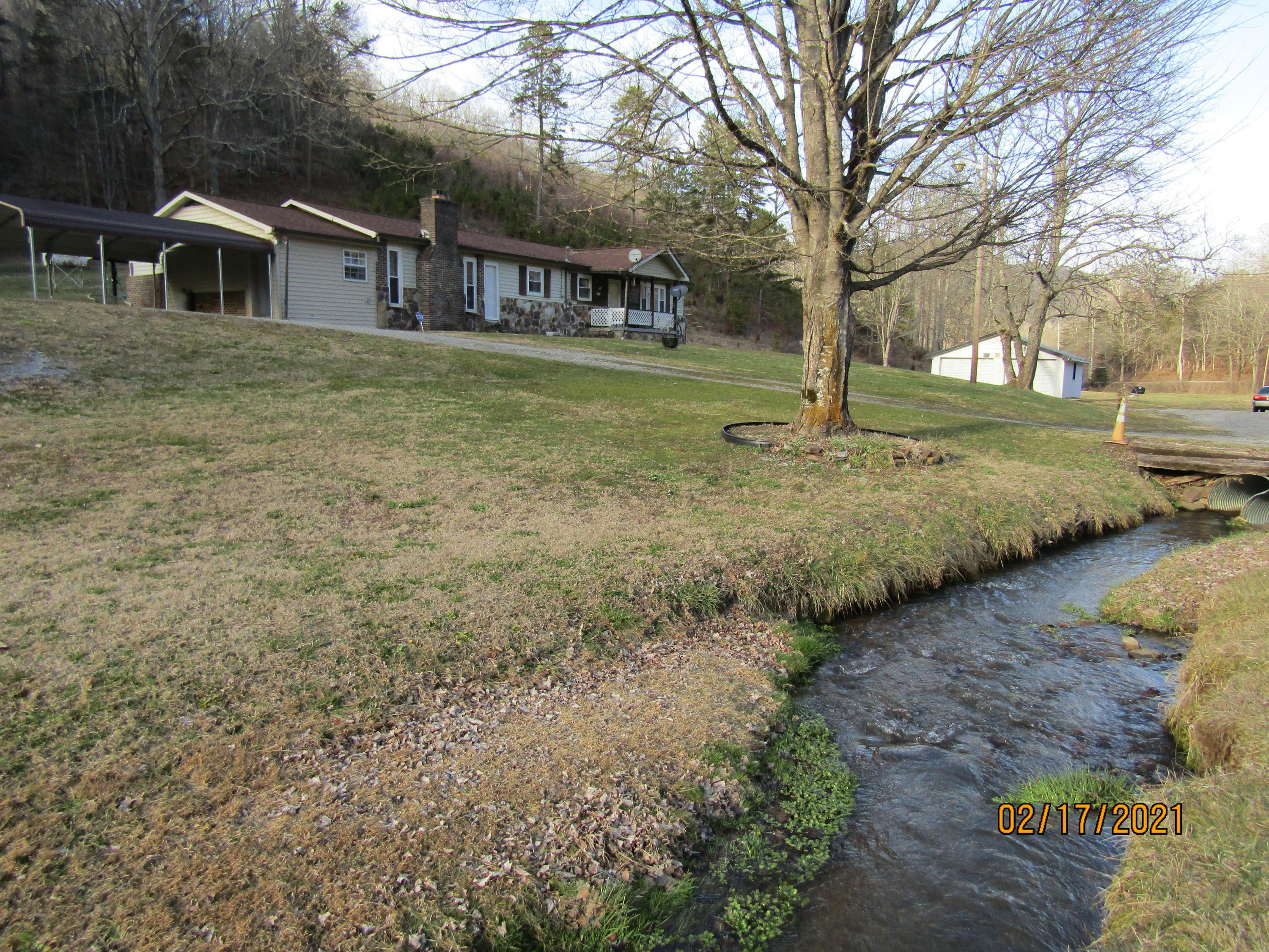2189 Little Valley Road Tazewell, TN 37879 - Photo 20 of 21 IMG_1942