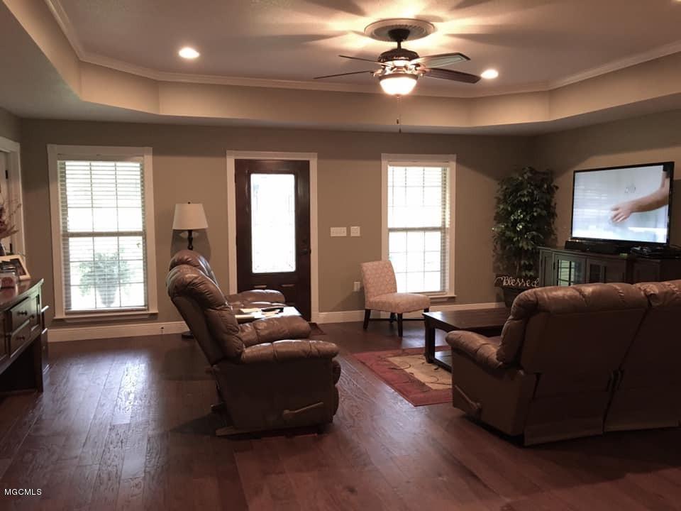 127 Mason Road Lucedale, MS 39452 - Photo 3 of 6 Living