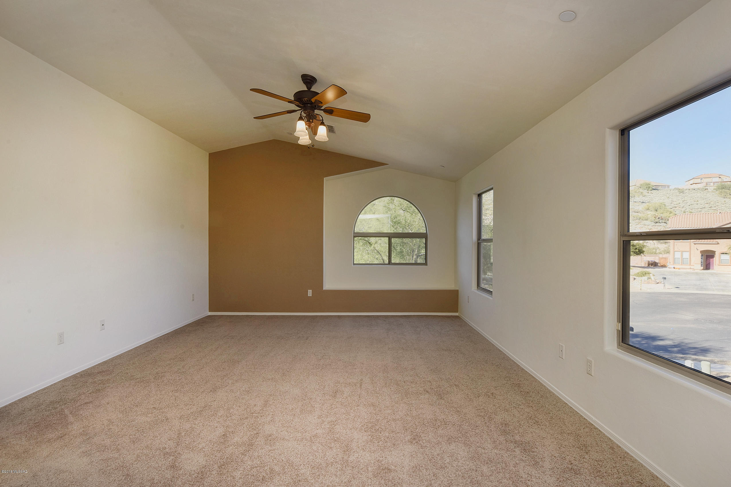 39070 South Running Roses Lane Tucson, AZ 85739 - Photo 13 of 31 Gallery Image 13