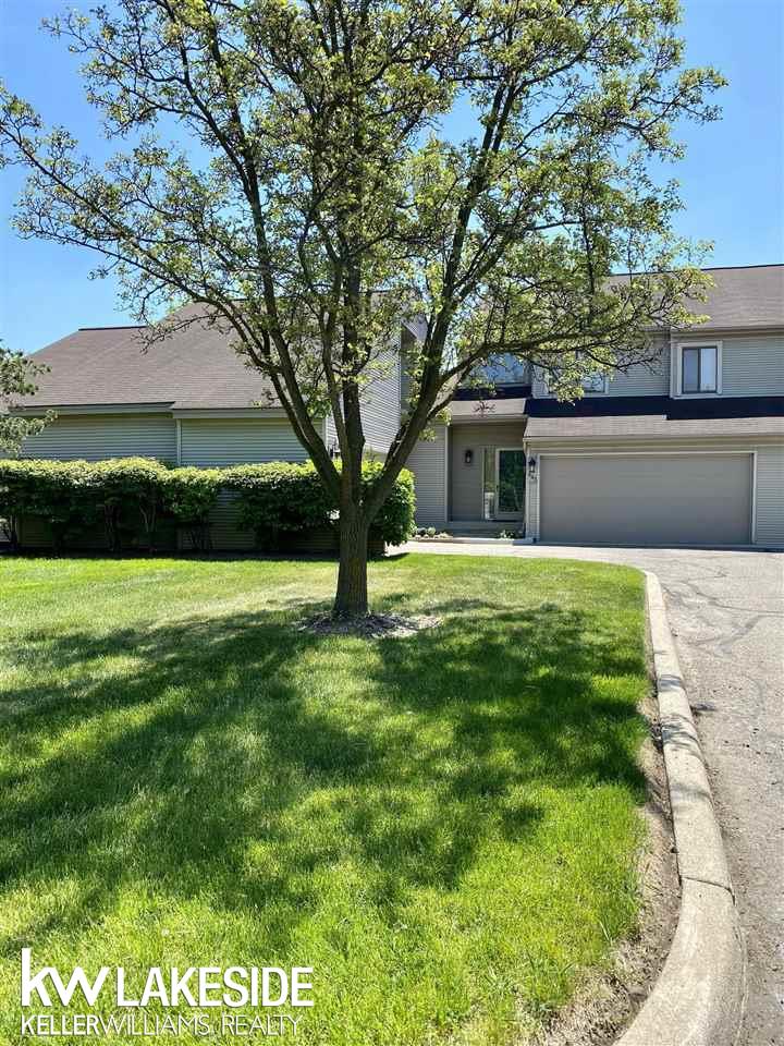 643 Ashley Circle Rochester Hills, MI 48307 - Photo 2 of 36 Gallery Image 2