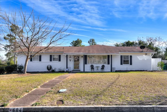 $299,900 | 604 Edisto Drive, North Augusta, SC 29841