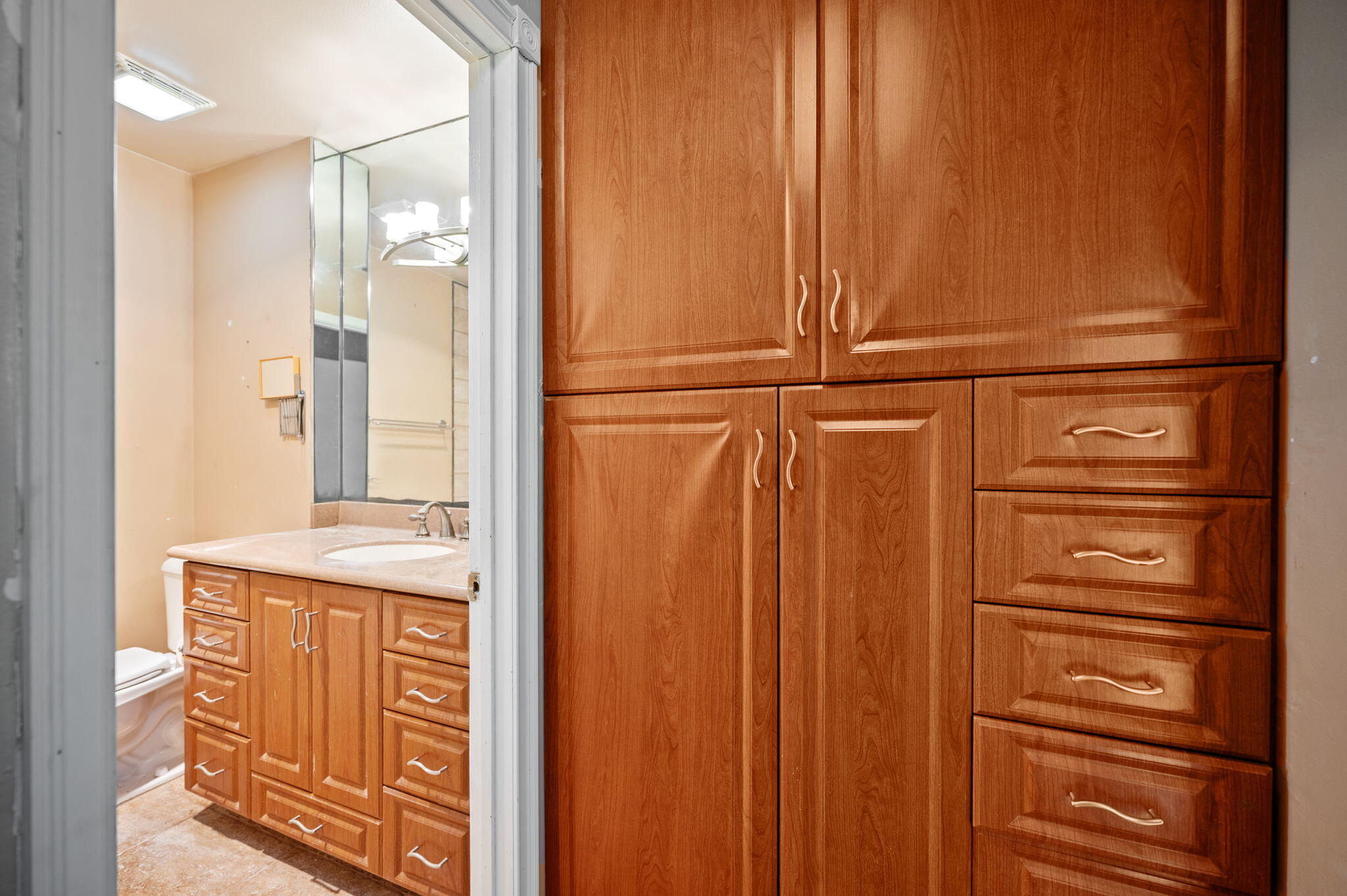 620 Commodore Drive Plantation, FL 33325 - Photo 17 of 36 21-web-or-mls-620-commodore-dr