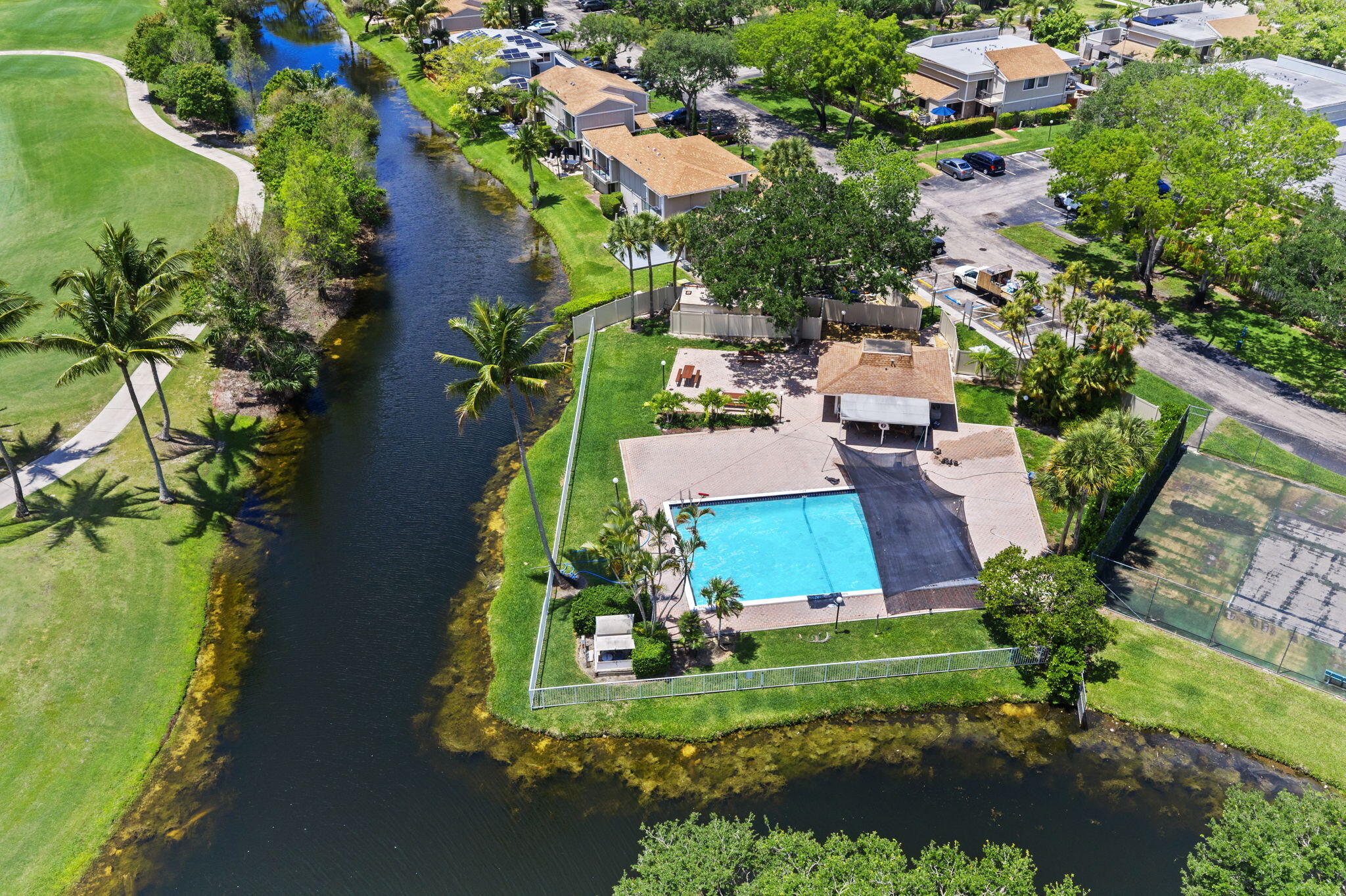 620 Commodore Drive Plantation, FL 33325 - Photo 32 of 36 32-web-or-mls-620-commodore-dr