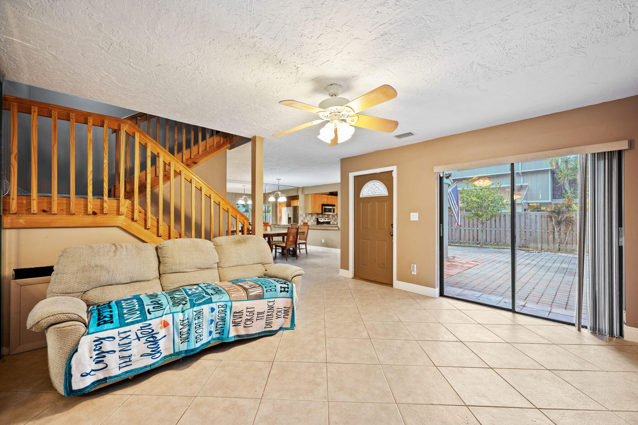 620 Commodore Drive Plantation, FL 33325 - Photo 4 of 36 9-web-or-mls-620-commodore-dr