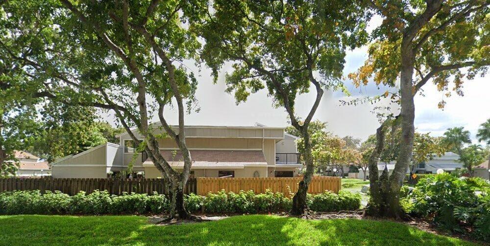 620 Commodore Drive Plantation, FL 33325 - Photo 8 of 36 Street View