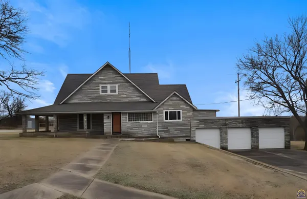 $103,000 | 501 East 3rd Avenue, Eskridge, KS 66423