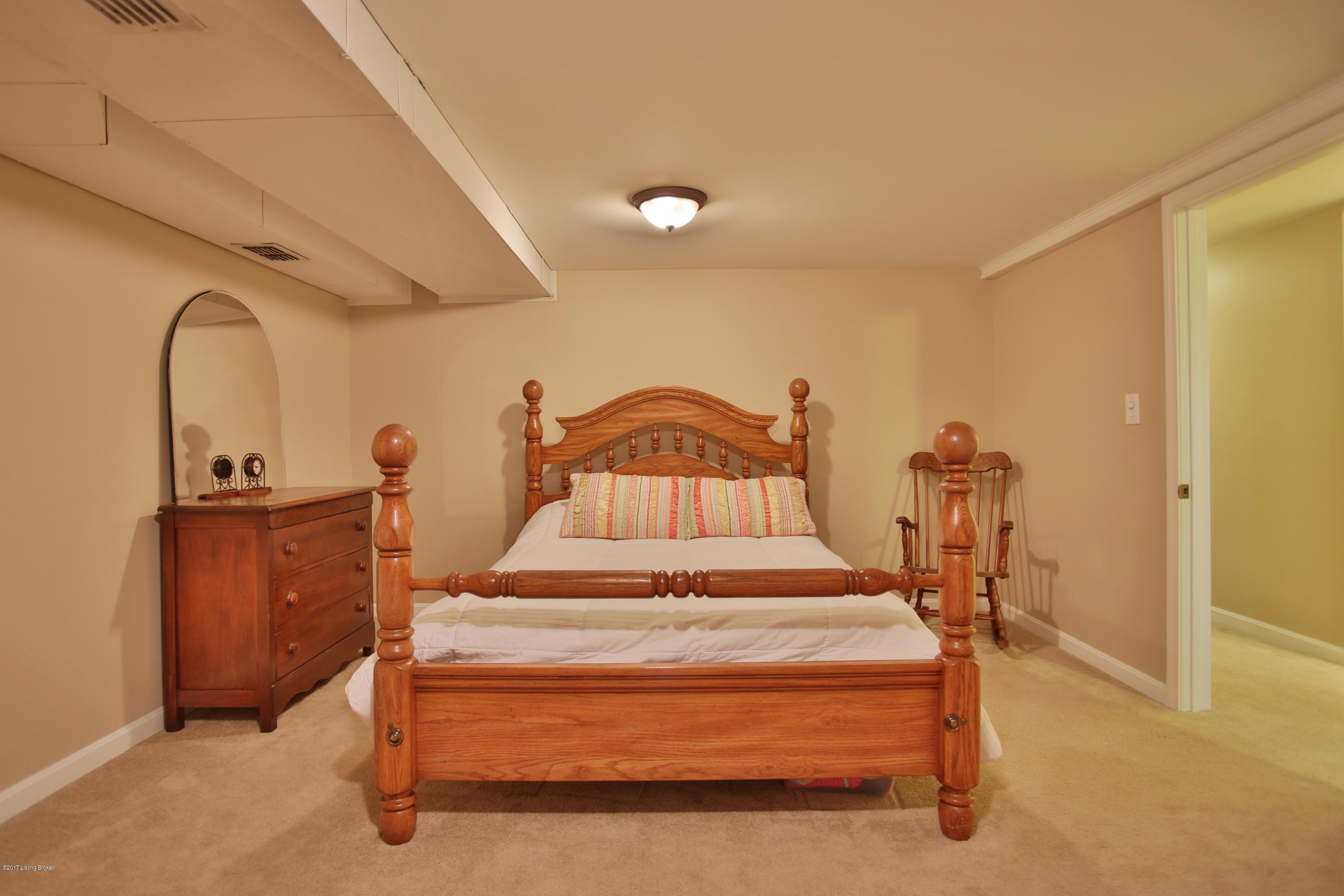 12214 Hardwick Road Louisville, KY 40243 - Photo 30 of 44 25
