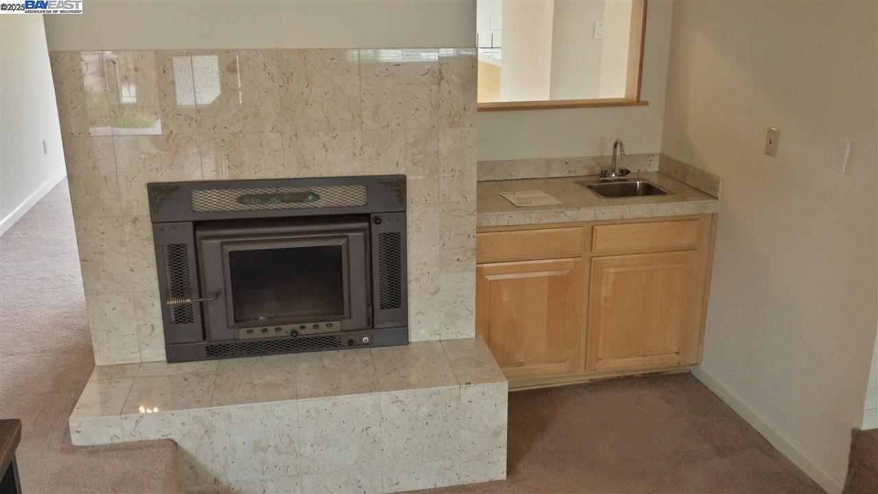 Danville Place Danville, CA 94526 - Photo 2 of 26 a room with washing machine and mirror