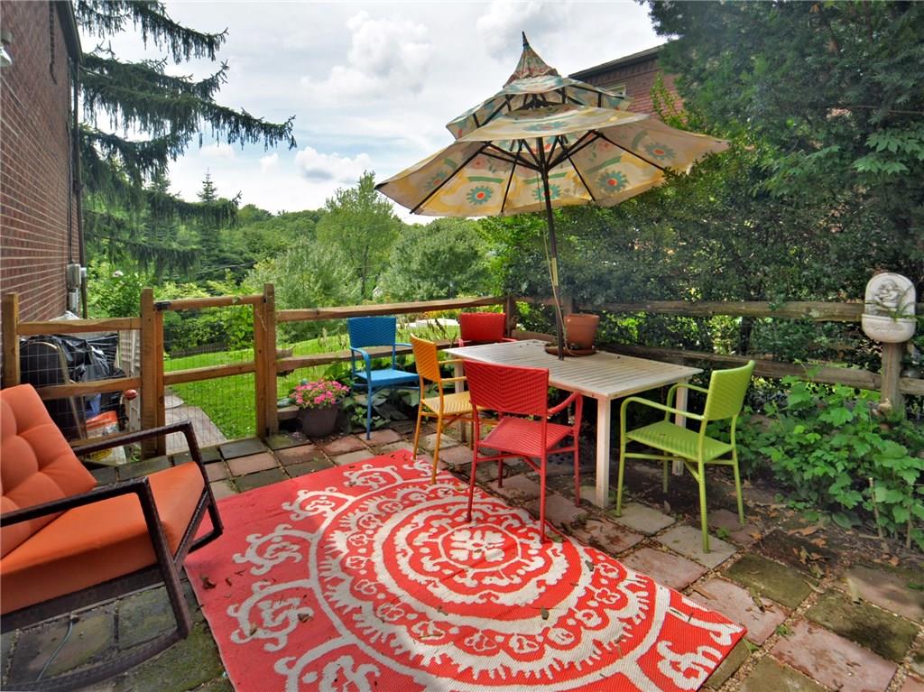 215 Castlegate Road Pittsburgh, PA 15221 - Photo 22 of 25 Charming patio off kitchen