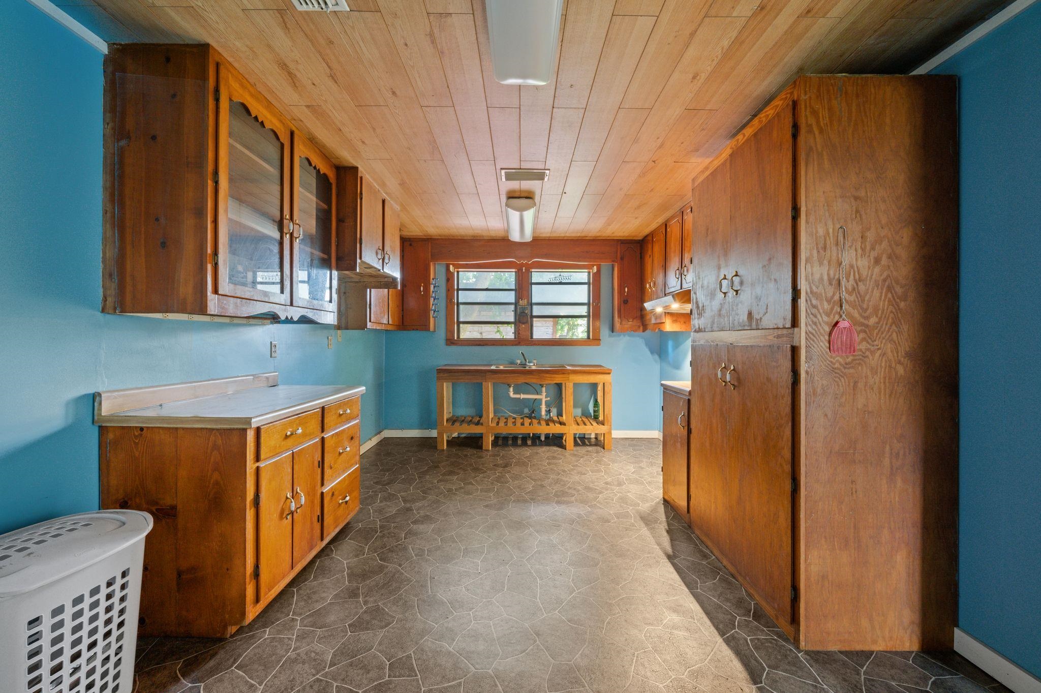 901 B D'Olive Street Bay Minette, AL 36507 - Photo 8 of 29 Kitchen