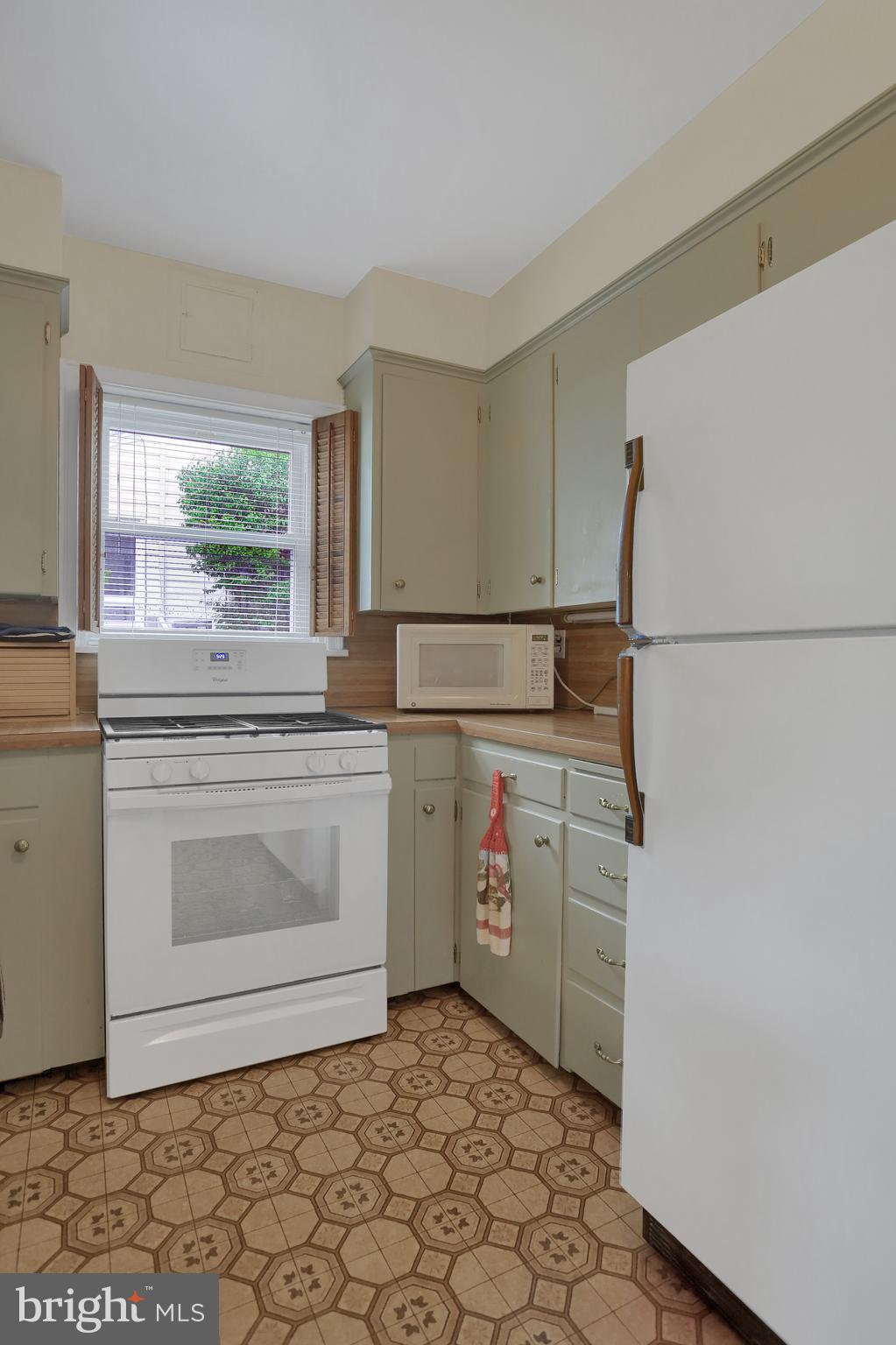 152 Highland Road York, PA 17403 - Photo 14 of 34 Gallery Image 14