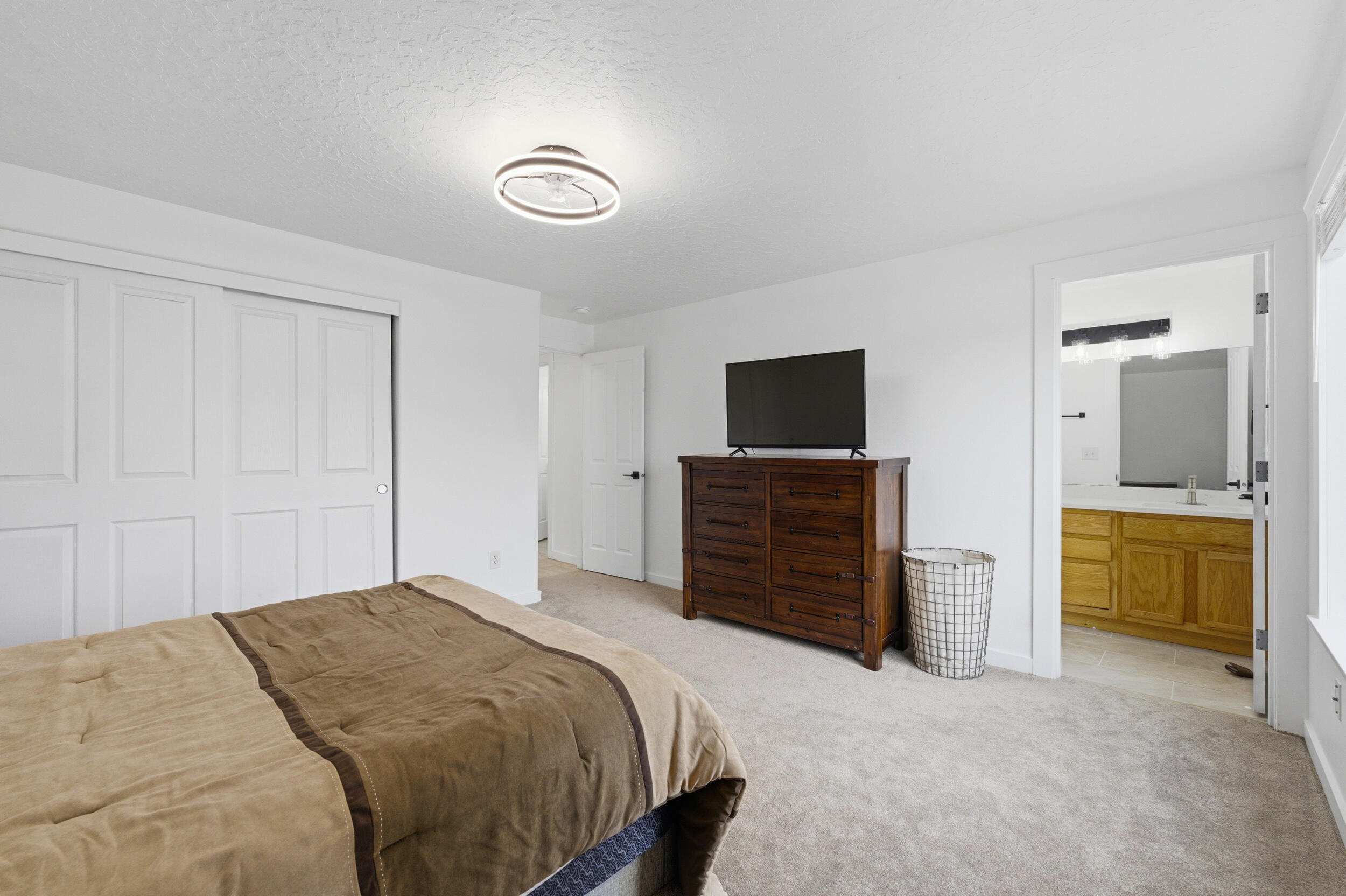 51281 Riley Lane La Pine, OR 97739 - Photo 18 of 36