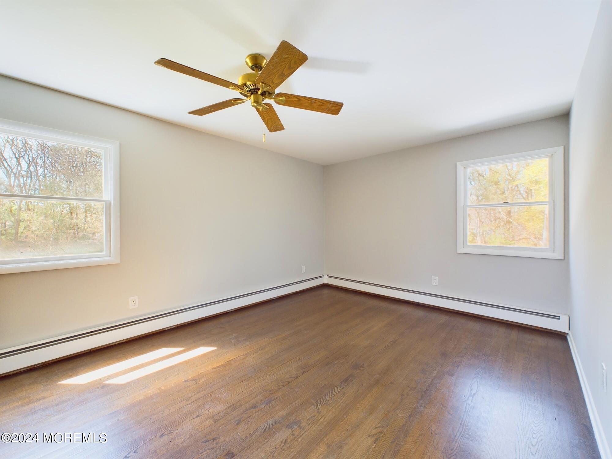 516 Frank Applegate Road Jackson, NJ 08527 - Photo 5 of 14 CAM02029G0-PR0027-STILL012