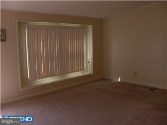 1867 North Main Road Vineland, NJ 08360 - Photo 3 of 11 Gallery Image 3