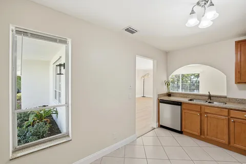 $590,000 | 9774 Lancaster Place, Boca Raton, FL 33434