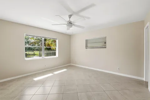 $590,000 | 9774 Lancaster Place, Boca Raton, FL 33434