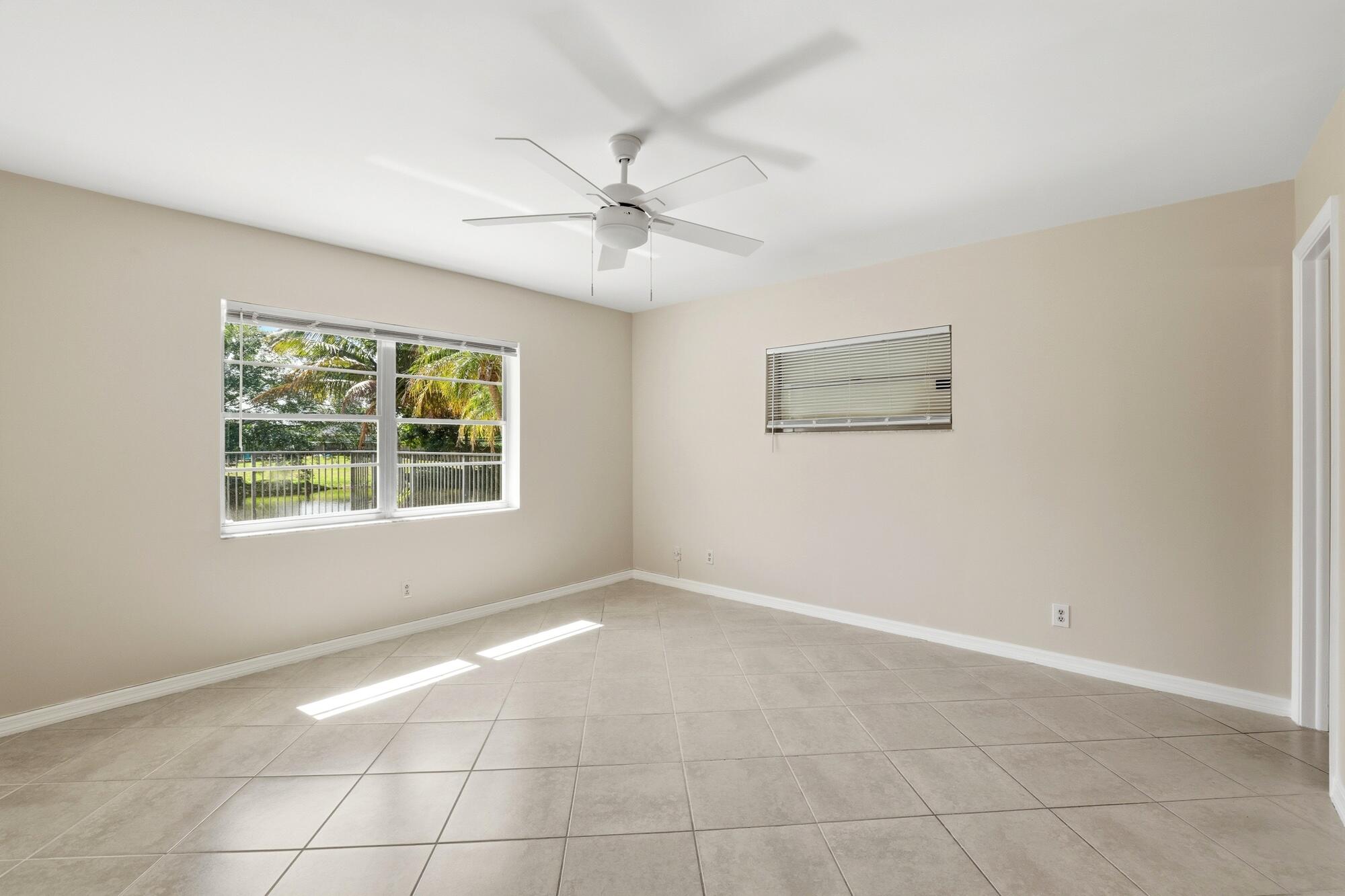 9774 Lancaster Place Boca Raton, FL 33434 - Photo 13 of 27 14_0h8a4532