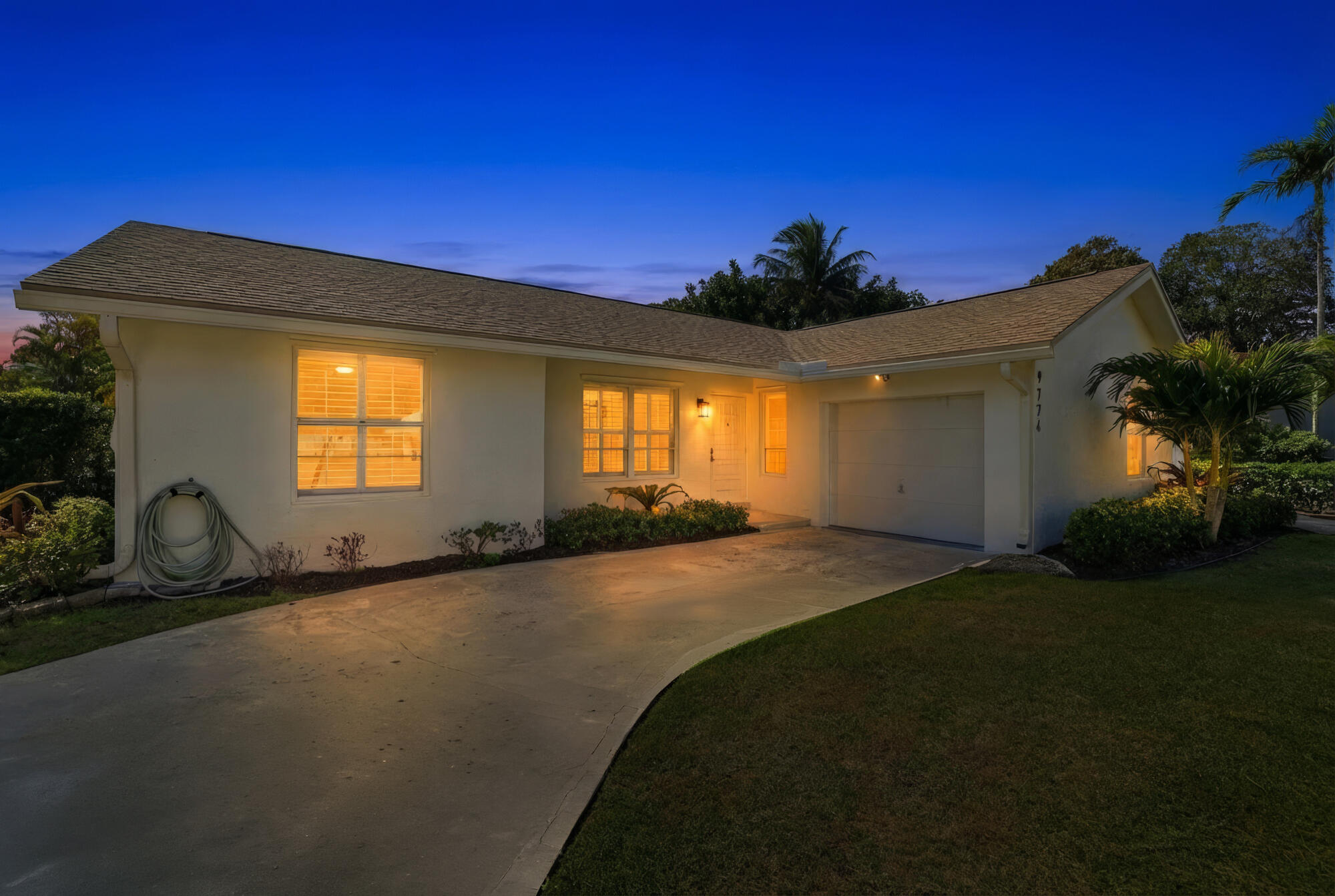 9774 Lancaster Place Boca Raton, FL 33434 - Photo 27 of 27 1_sunset front