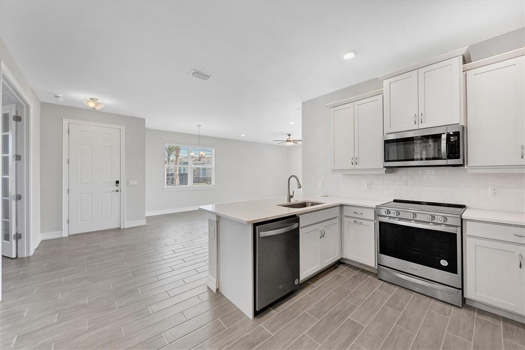 111 Ibiza Loop Venice, FL 34292 - Photo 14 of 37