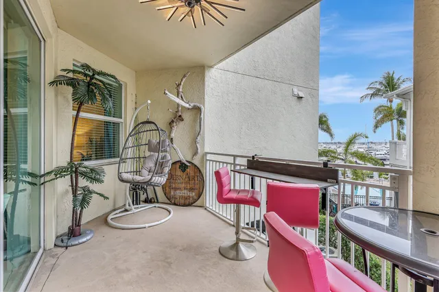 $4,750 | 975 Northwest Flagler Avenue, Unit 207, Stuart, FL 34994