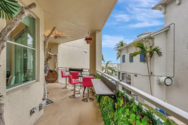 $4,750 | 975 Northwest Flagler Avenue, Unit 207, Stuart, FL 34994