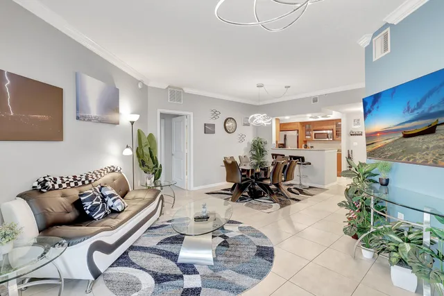 $4,750 | 975 Northwest Flagler Avenue, Unit 207, Stuart, FL 34994