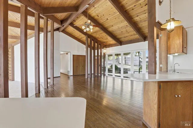 $1,699,000 | 16 Burning Tree Drive, Novato, CA 94949