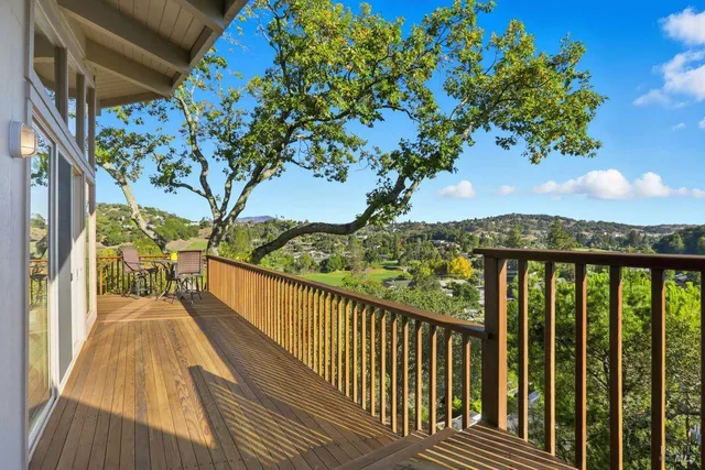 $1,749,000 | 16 Burning Tree Drive, Novato, CA 94949