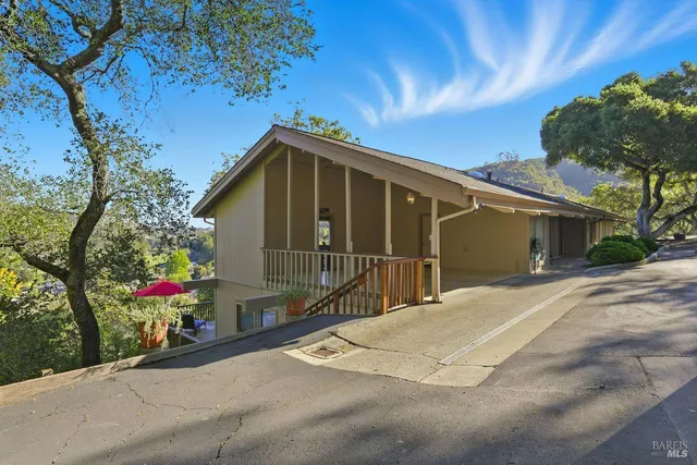 $1,699,000 | 16 Burning Tree Drive, Novato, CA 94949