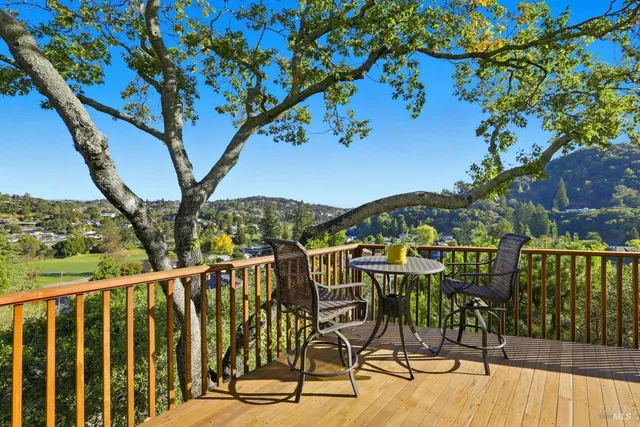 $1,699,000 | 16 Burning Tree Drive, Novato, CA 94949